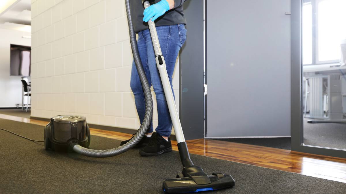 Office cleaning 4